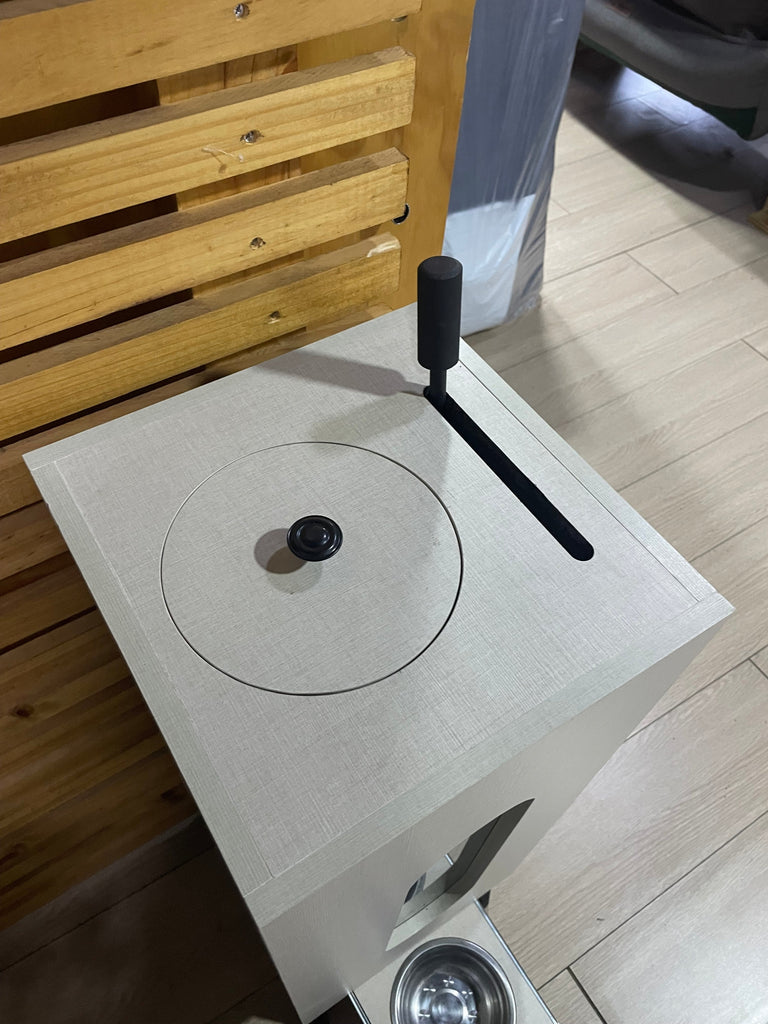 Dispensador de alimento para perros y gatos